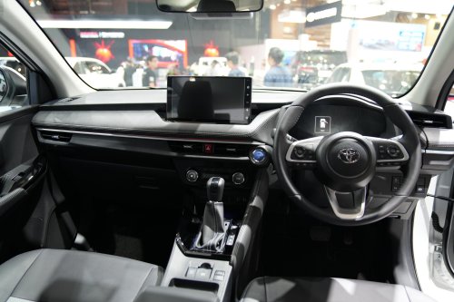 Toyota, Toyota Vios, Iritnya Tembus 30 Km/Liter, Segini Harga Toyota Vios Hybrid Juni 2026
