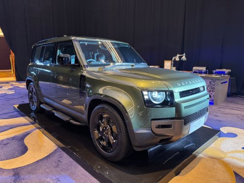 Land Rover, Rover, Land Rover Defender 2026 Diluncurkan, Offroader Mewah Makin Wah