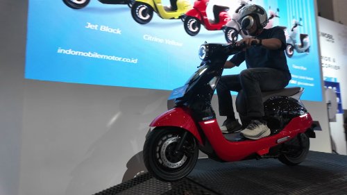 Perdana Dijual di IIMS 2026, Kapan Indomobil Emotor Dikirim ke Konsumen?