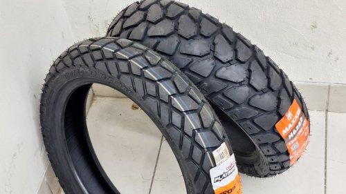 Honda, Pas Dengan Style Honda ADV160, Ini Pilihan Ban Dengan Kembangan Kotak-kotak