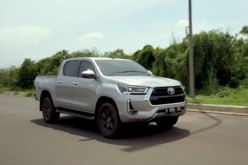 Pilihan Mobil Baru Tangguh dan Gagah Buat Mudik, Cek Harga Toyota Hilux Awal 2026