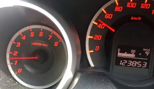 Ini Penyebab Putaran Mesin Mobil Tidak Stabil Saat Baru Dihidupkan