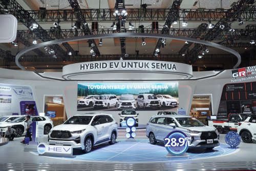 Jadi Tulang Punggung Baru, Zenix Hybrid dan Veloz Hybrid Terlaris di IIMS 2026