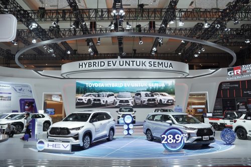 Jadi Tulang Punggung Baru, Zenix Hybrid dan Veloz Hybrid Terlaris di IIMS 2026