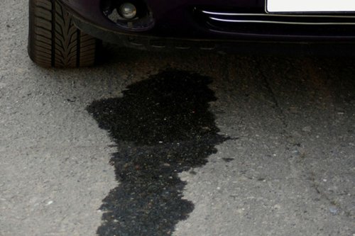 Sebelum Deal Mobil Bekas, Tetesan Ini di Kolong Ini Bisa Jadi Masalah Besar saat Mudik