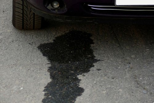 Sebelum Deal Mobil Bekas, Tetesan Ini di Kolong Ini Bisa Jadi Masalah Besar saat Mudik