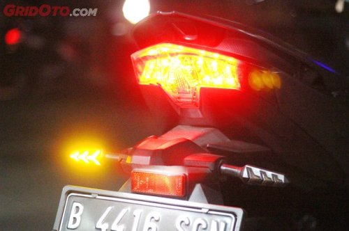 Pelaku Bukan Cuma Perempuan, Ini Penyebab Maraknya Sein Kiri Beloknya Ke Kanan