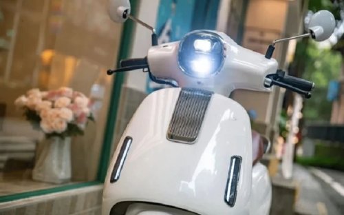 Honda, MINI, Honda Rilis Skuter Mini Premium, Digadang-gadang Super Irit BBM