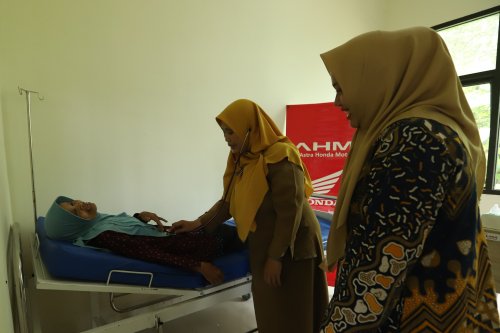 Tingkatkan Layanan Posyandu Desa, AHM Bekali Kader Kesehatan dengan 25 Keterampilan Baru