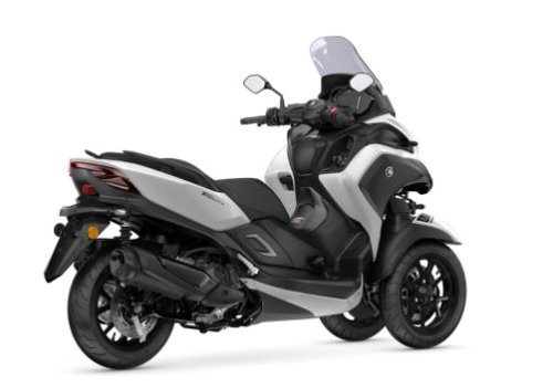 Fitur Keselamatannya Mirip Mobil, Yamaha Luncurkan Versi Terbaru Skutik Tricity 300