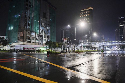Maaf Mengganggu, Jalan Sudirman-Thamrin Jakarta Steril Dari Motor dan Mobil di Malam Takbiran
