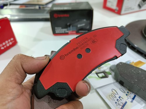 Penjelasan Metal Shim pada Kampas Rem Mobil Bisa Mengurangi Bunyi
