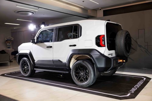 Toyota, Toyota Land Cruiser, Toyota FJ Cruiser, Toyota Land Cruiser FJ Meluncur di Thailand, Habis Ini Indonesia?