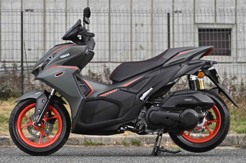 Yamaha, Yamaha Rilis Kembaran Aerox Versi Lebih Sporty, Fitur Engine Brake Jadi Senjata Baru
