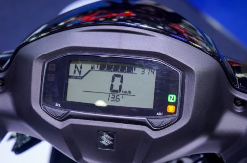 Suzuki , Suzuki Smash 2026 Muncul Bawa Panel Instrumen Digital dan ABS, Harga Rp 26 Jutaan