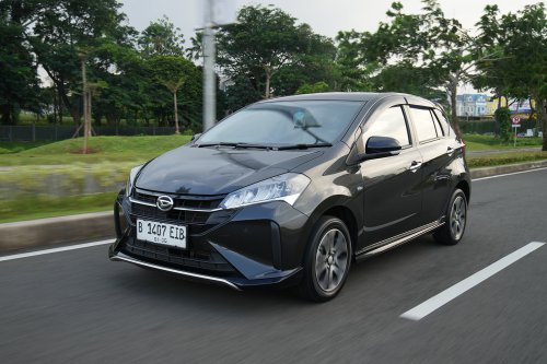 Hatchback Lega Buat Jarak Jauh, Segini Konsumsi BBM Daihatsu Sirion