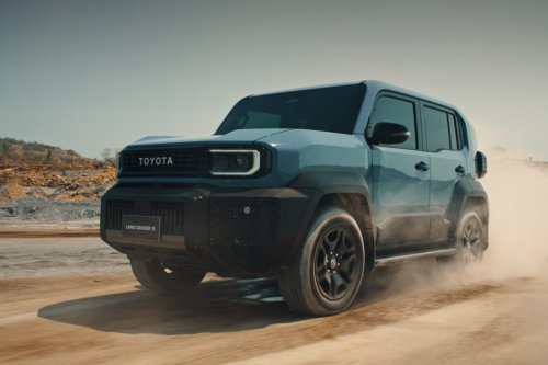 Ngintip Toyota Land Cruiser FJ di Thailand, Harga Mahal Dapat Apa?