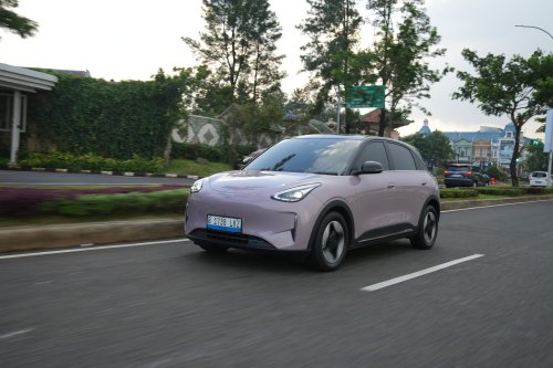 BYD, Geely, Adu Kencang Mobil Listrik Perkotaan, BYD Atto 1 Vs Geely EX2