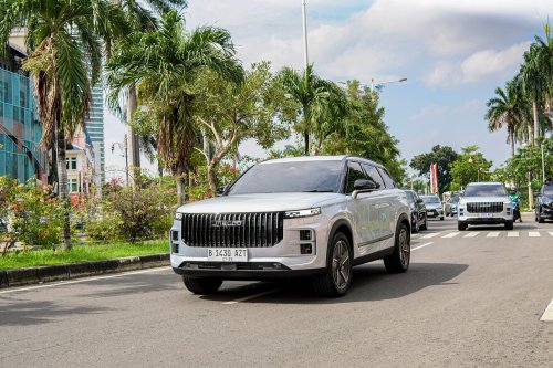 Jaecoo, Geely, Duel Irit SUV Cina PHEV, JAECOO J7 SHS Vs Geely Starray EM-i
