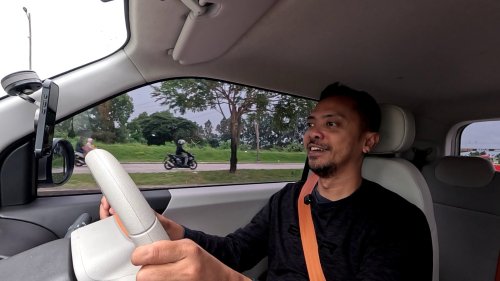 Gak Perlu Ribet Antre Di SPBU, Seseru Ini Mengendarai Changan Lumin