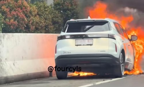 Kasus Chery Tiggo Cross CSH Terbakar di Tol Japek, Ini Kata Pabrikan