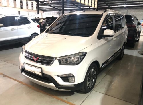 Bestie Mobil Bekas Cina Wuling Confero 2018-2019 Dijual Segini