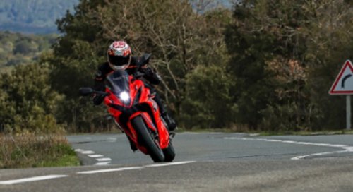 Pasar Lain Gigit Jari, Suzuki GSX-8R Edisi Spesial Cuma Dijual di Negara Ini