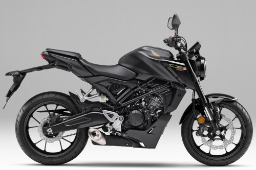 Honda Pamer Adik CB150R Versi Terbaru, Tampang Sangar Harga Rp 55 Jutaan