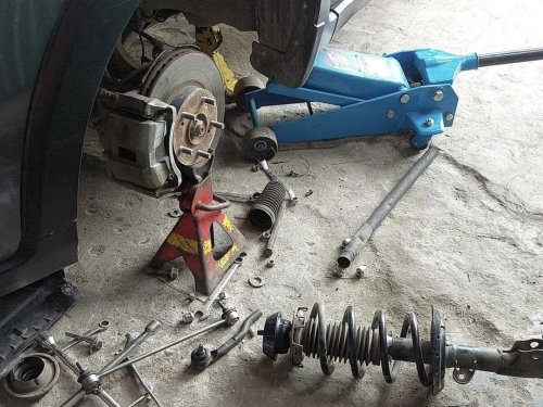 Suspensi Mobil Terasa Keras, Per Bisa Jadi Sudah Tidak Optimal