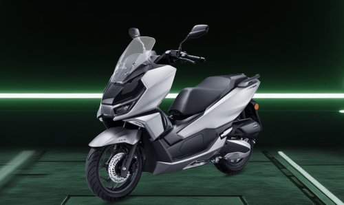 Lebih Macho! Punya Daschcam dan TPM, Inikah Honda PCX160 Facelift?
