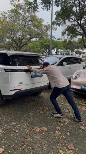 Jaecoo J5 EV Punya Fitur Parkir Paralel, Begini Cara Mengaktifkannya