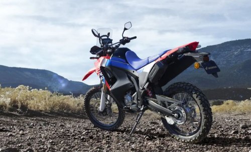 Honda, Minat Honda CRF250 Rally, Cek Harga Motor Barunya per April 2026