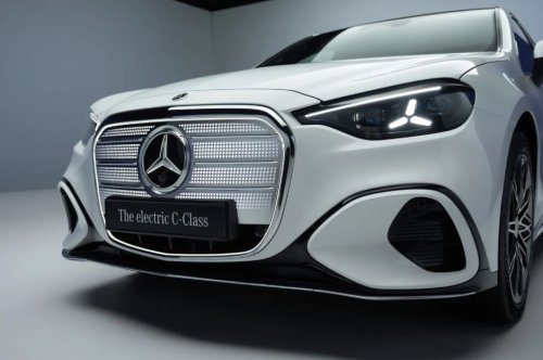 Mercedes-Benz Akhirnya Luncurkan C-Class Listrik, Sanggup Tempuh 762 Km Sekali Cas