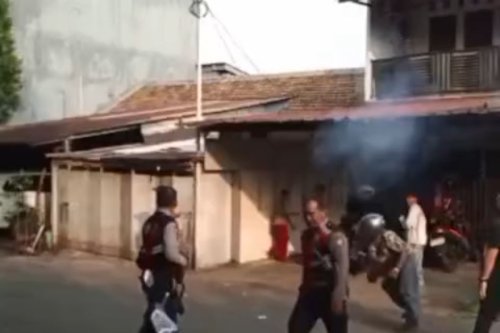 Cakung Memanas, Duel Debt Collector Vs Warga Pecah Bermula Penarikan Motor