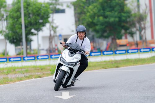 Begini Rasanya VinFast Viper, Nikung Halus, Nanjak Bertenaga