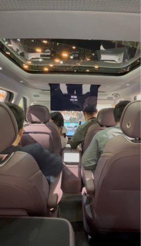 Xpeng, Kenalin Nih Xpeng GX, SUV Canggih yang Bukan Cuma 'Gede Badan Doang'