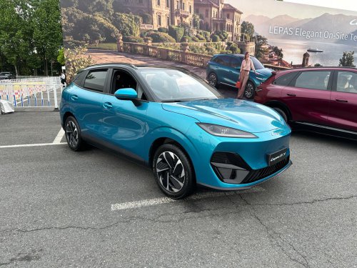 Mencoba Mobil Listrik Lepas E4 di Cina, Pertama Kali di Dunia Nih