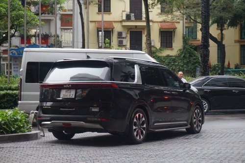 Kia, Kia Carnival, Pantas Laris Manis, Begini Toh Spesifikasi Kia Carnival di Vietnam
