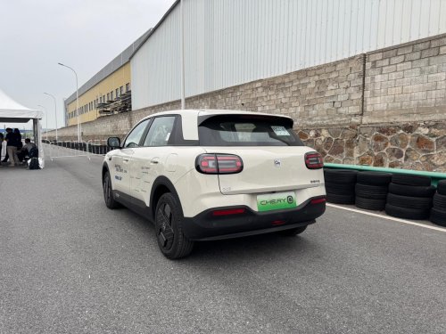 Enggak Lama Lagi Masuk Indonesia, Ini Bocoran Harga Chery Q