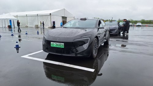 Perempuan Pasti Suka, Fitur Ini Bikin Parkir Mobil Paralel Semakin Mudah