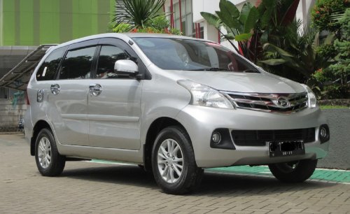 Jelang Lebaran Haji, Simak Daftar Harga Mobil Bekas Daihatsu Xenia