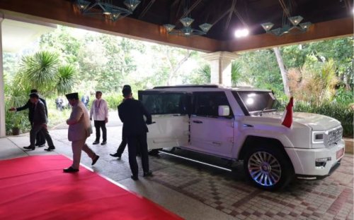 Prabowo, Maung MV3 Garuda Limousine ke Luar Negeri, Dibawa Prabowo Hadiri KTT Ke-48 ASEAN di Filipina