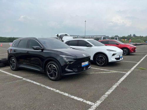 Mobil Listrik dan Hybrid Butuh Coolant Khusus, Ini Risikonya Kalau Salah Pilih