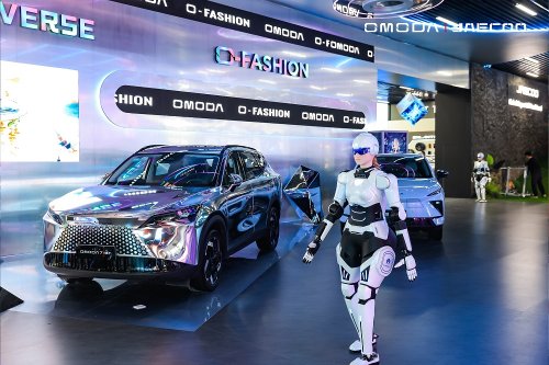 Jaecoo, Paviliun OMODA & JAECOO Curi Perhatian di China, Pamer Teknologi Hingga Robot Pintar