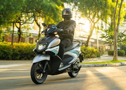 Yamaha, Cuma Butuh 1,4 L Bensin buat Tempuh 100 Km, Versi Baru Skutik Hybrid Yamaha Meluncur