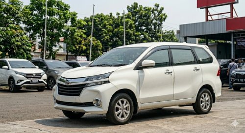 Daihatsu, Daihatsu Xenia, Daftar Harga Mobil Bekas Daihatsu Xenia 2020, 1.3 X  A/T Tinggal Segini