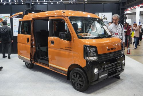 Varian Baru Mobil Compact Suzuki Ini Kental Aura Kalcer, Iritnya Tembus 17 Km/Liter