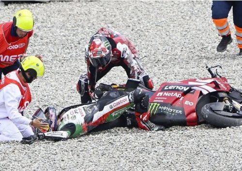 Cedera Parah Usai Crash Keras di MotoGP Spanyol, Johann Zarco Terancam Menepi Lama