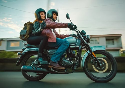 Suzuki , Kawasaki, Suzuki Luncurkan Motor Retro Baru Bermesin 160 CC, Cocok Lawan Kawasaki W175
