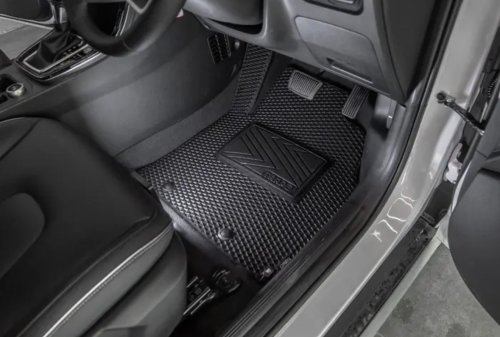 Karpet Mobil Baru Trapo Classic V, Pakai Bahan Lebih Empuk Dipijak